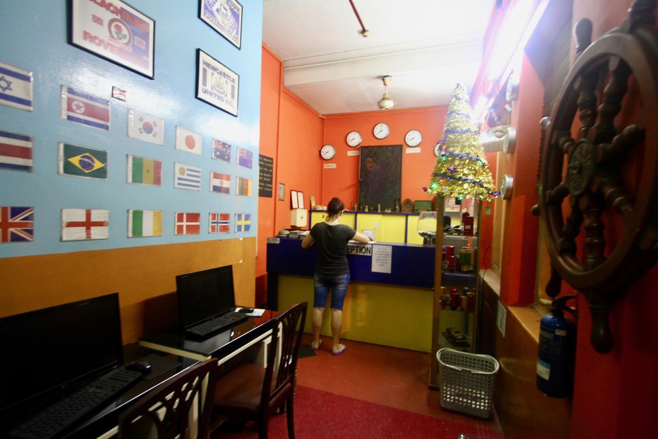 Backpacker Cozy Corner Guesthouse Singapore Bagian luar foto